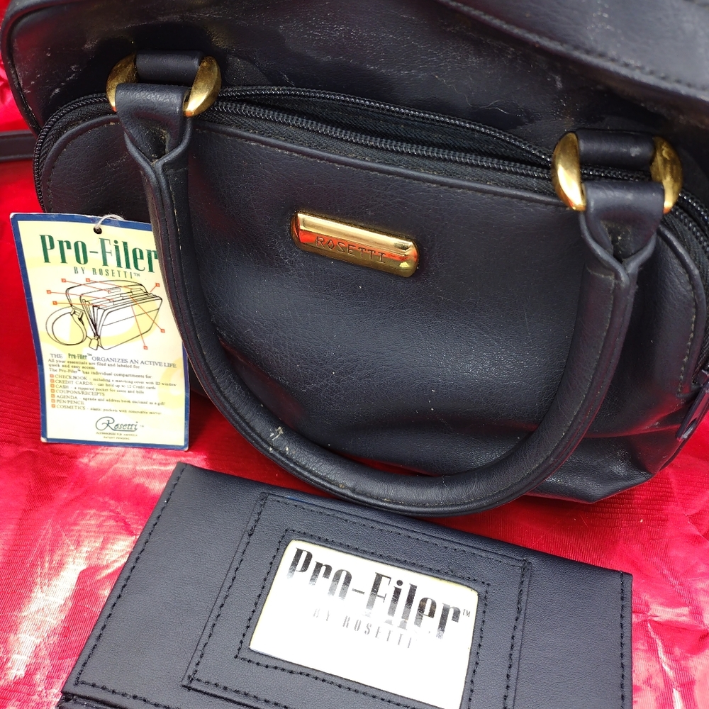 Roselli small handbag. Black handbag